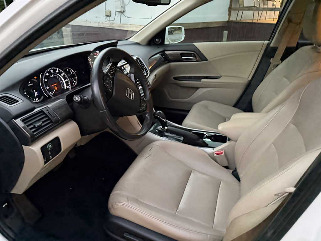 2017 Honda Accord - $15,500