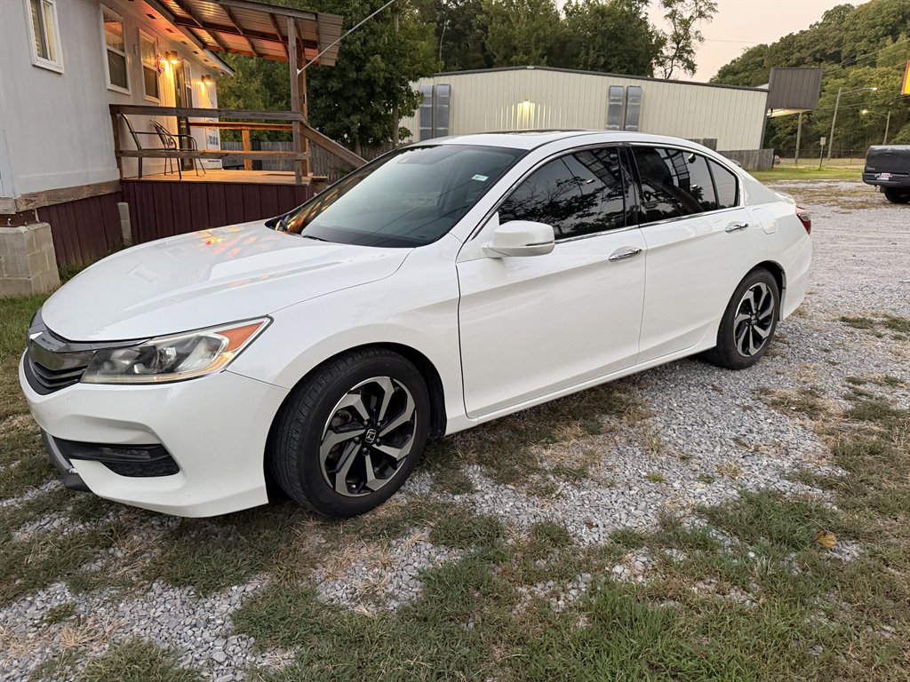 2017 Honda Accord - $15,500