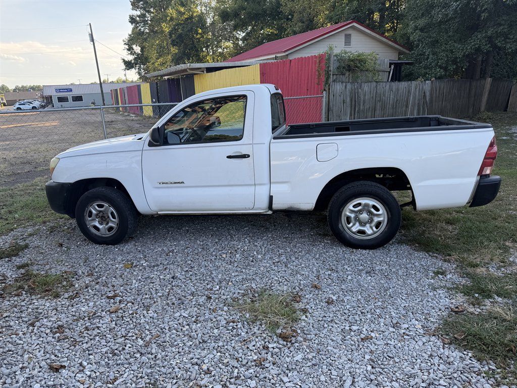 2006 Toyota Tacoma - $8,900