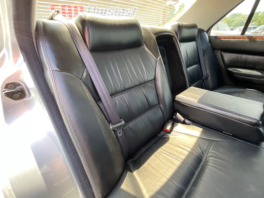 1997 Nissan CIMA - $10,950