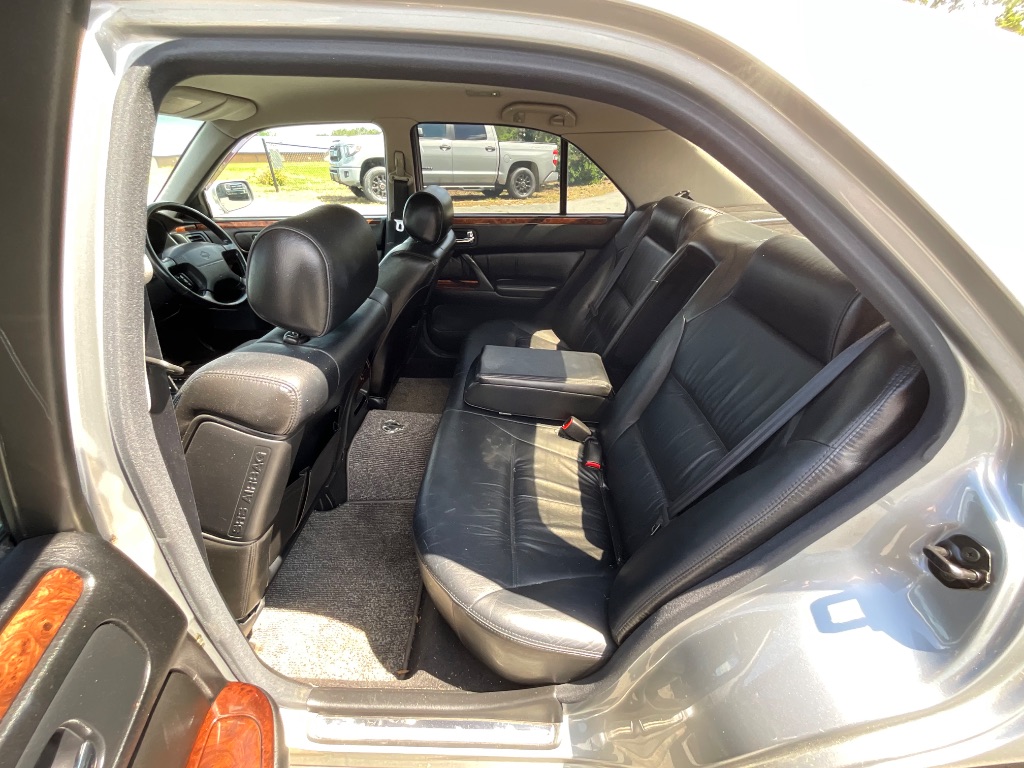 1997 Nissan CIMA - $10,950