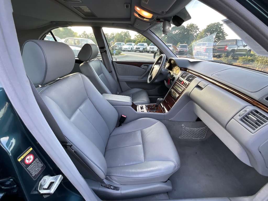 2000 Mercedes-Benz E Class E430 - $9,950
