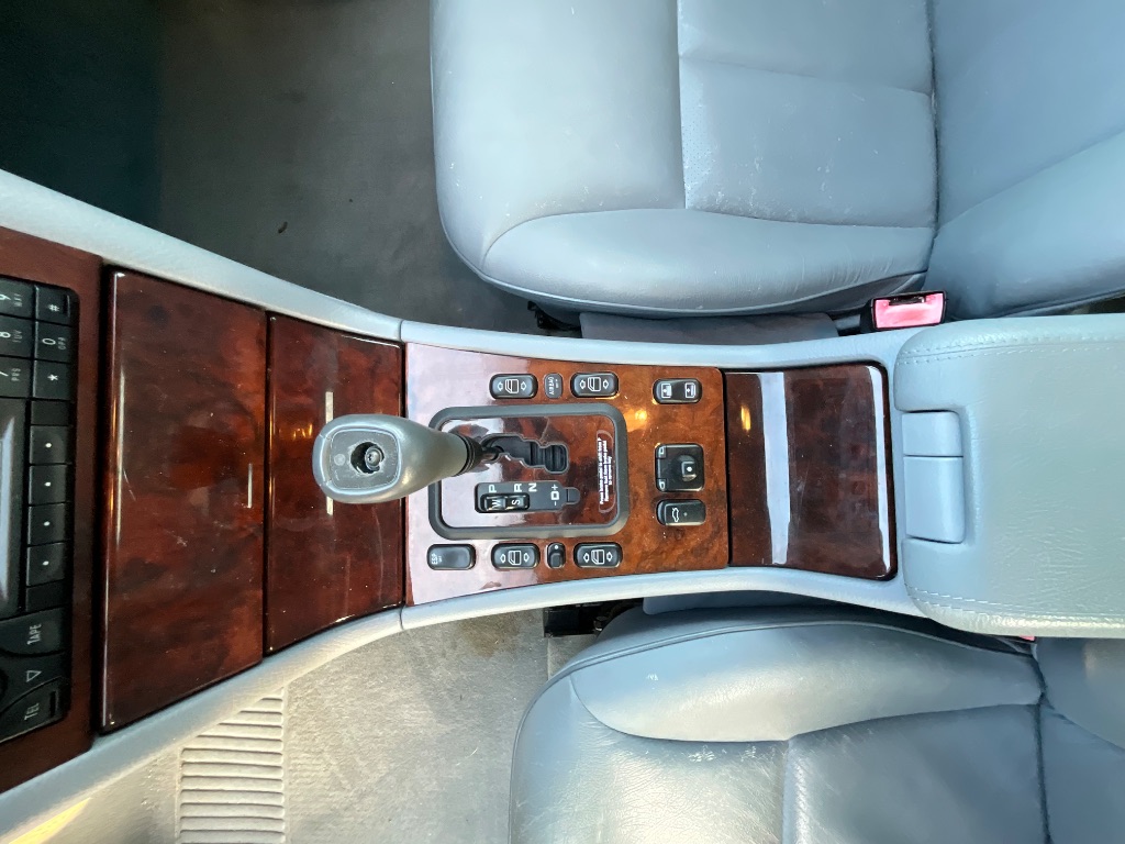 2000 Mercedes-Benz E Class E430 - $9,950