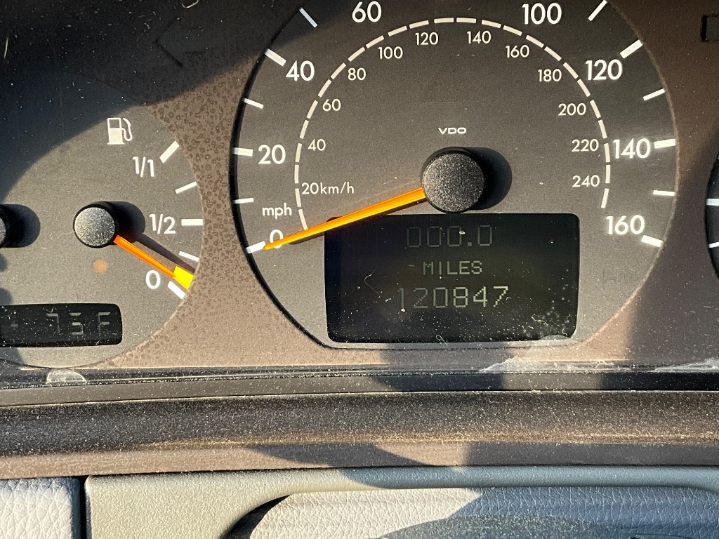 2000 Mercedes-Benz E Class E430 - $9,950
