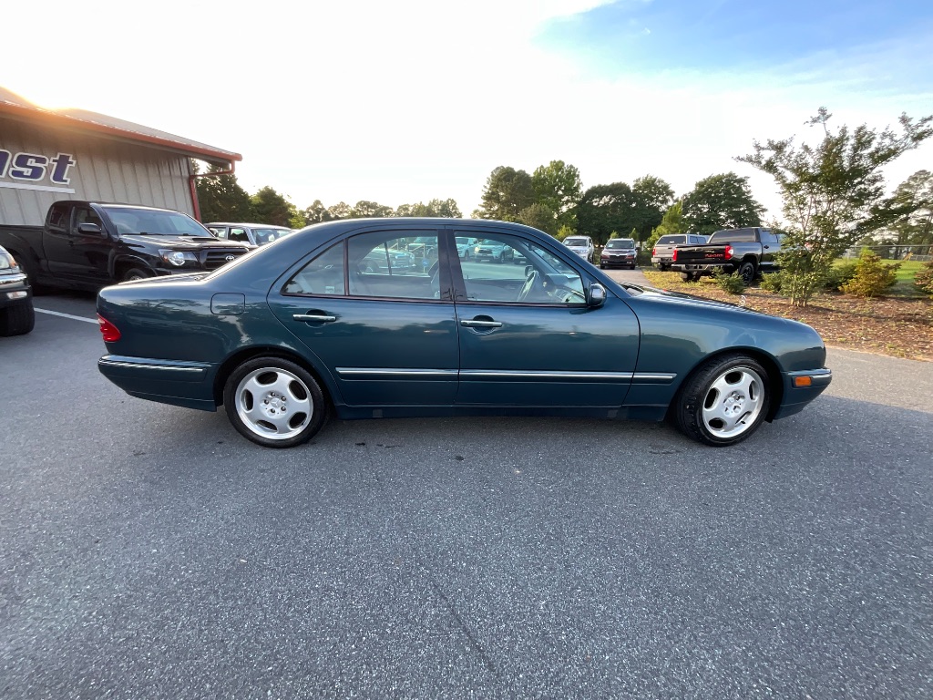 2000 Mercedes-Benz E Class E430 - $9,950