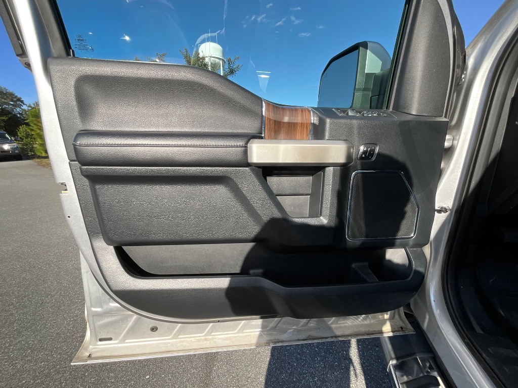 2016 Ford F-150 - $15,950