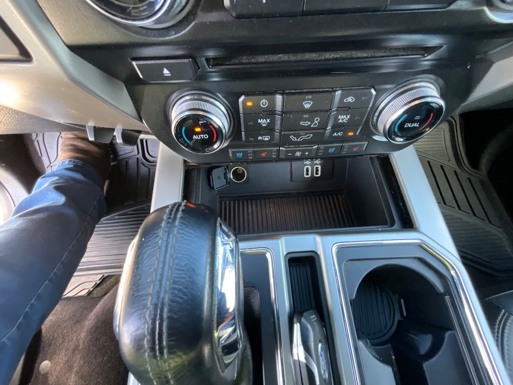 2016 Ford F-150 - $15,950