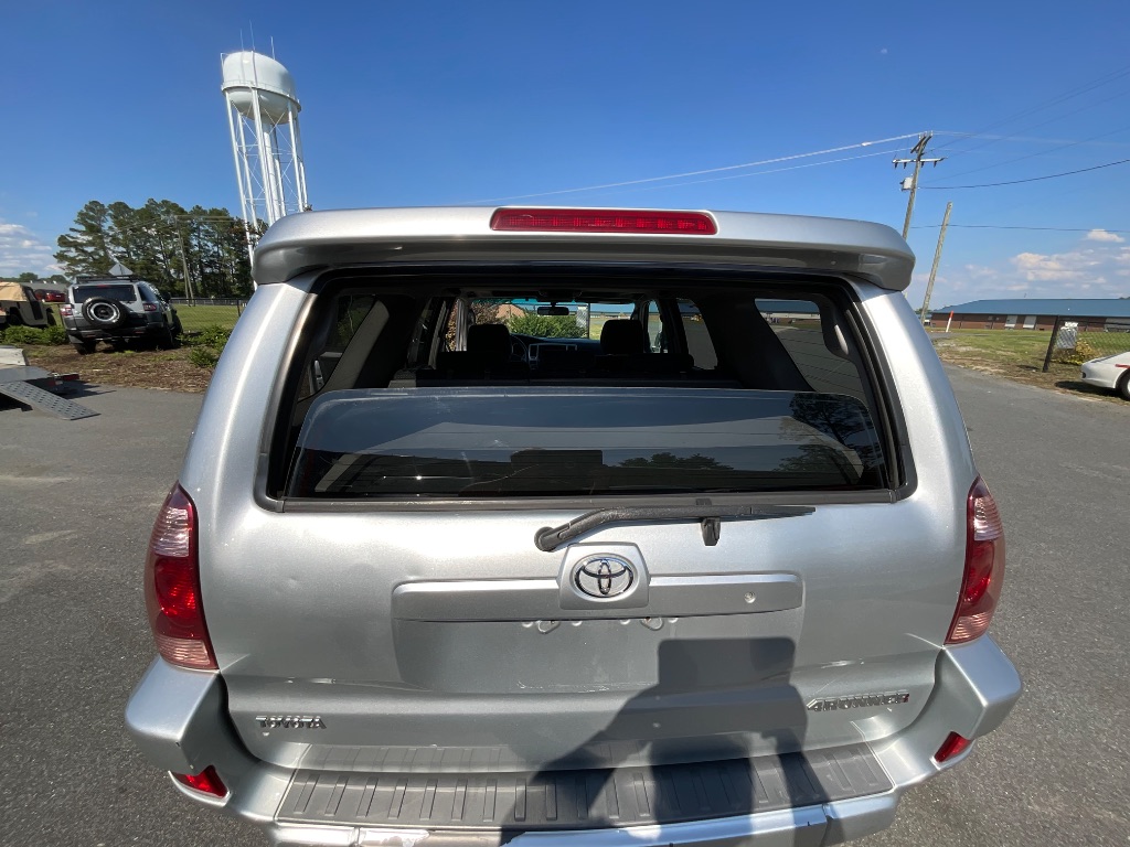2004 Toyota 4Runner SR5 photo