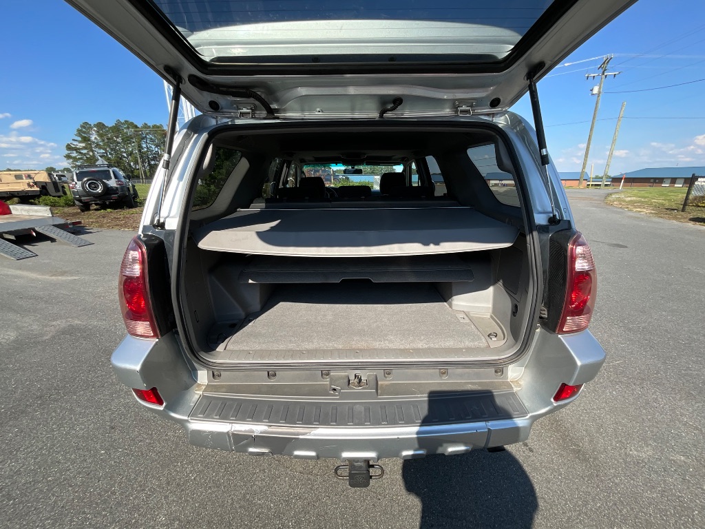 2004 Toyota 4Runner SR5 photo