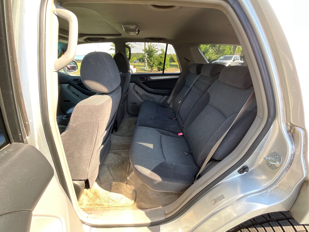 2004 Toyota 4Runner SR5 photo