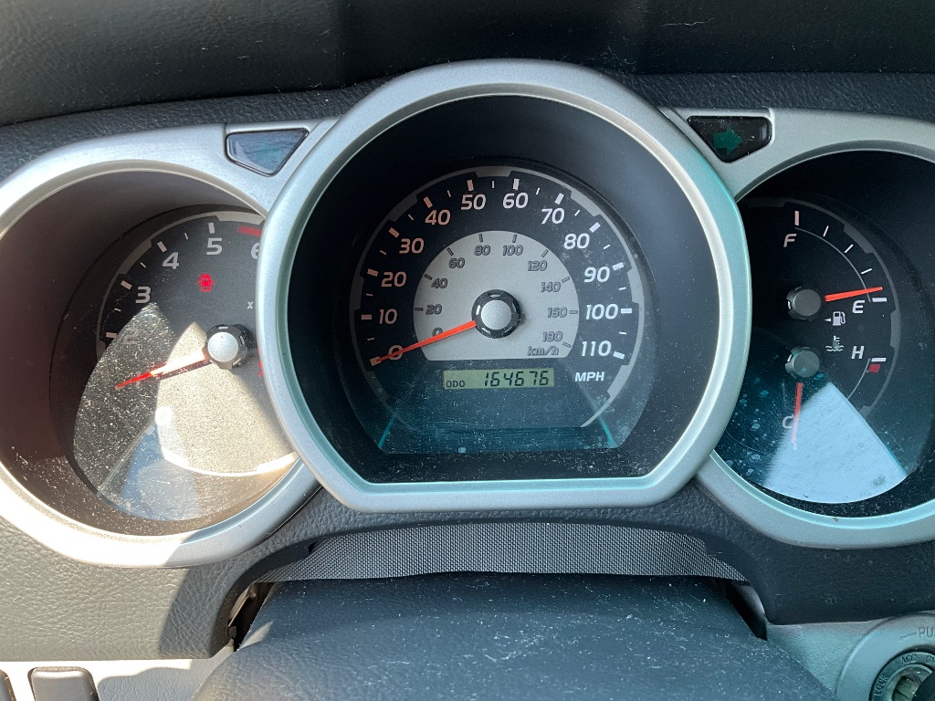 2004 Toyota 4Runner SR5 photo