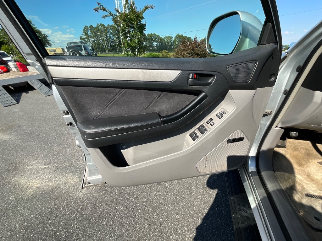 2004 Toyota 4Runner SR5 photo