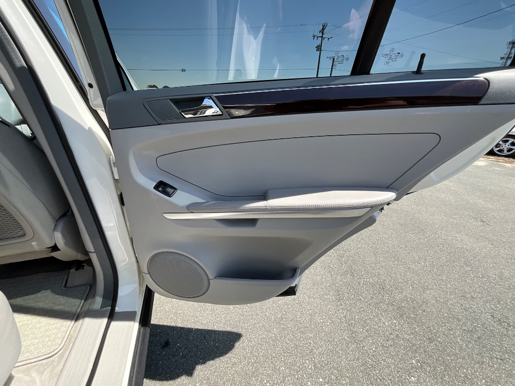 2006 Mercedes-Benz M-Class ML500 photo