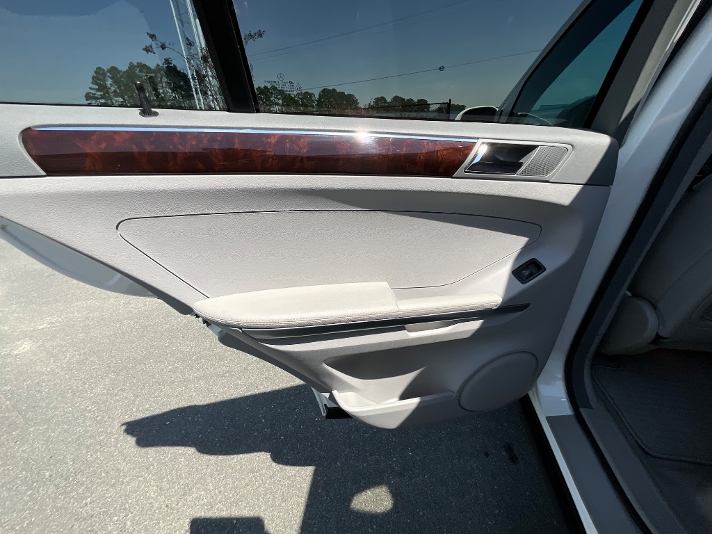 2006 Mercedes-Benz M-Class ML500 photo