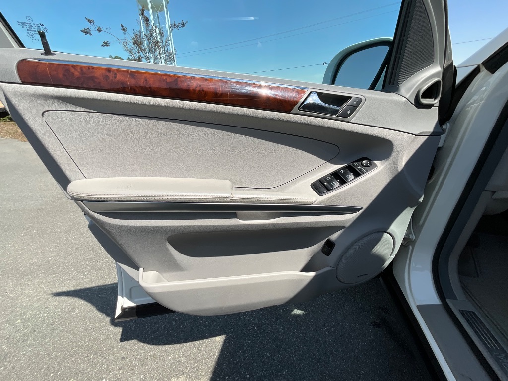2006 Mercedes-Benz M-Class ML500 photo