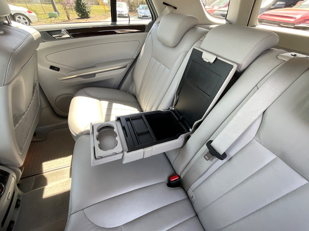 2006 Mercedes-Benz M-Class ML500 photo