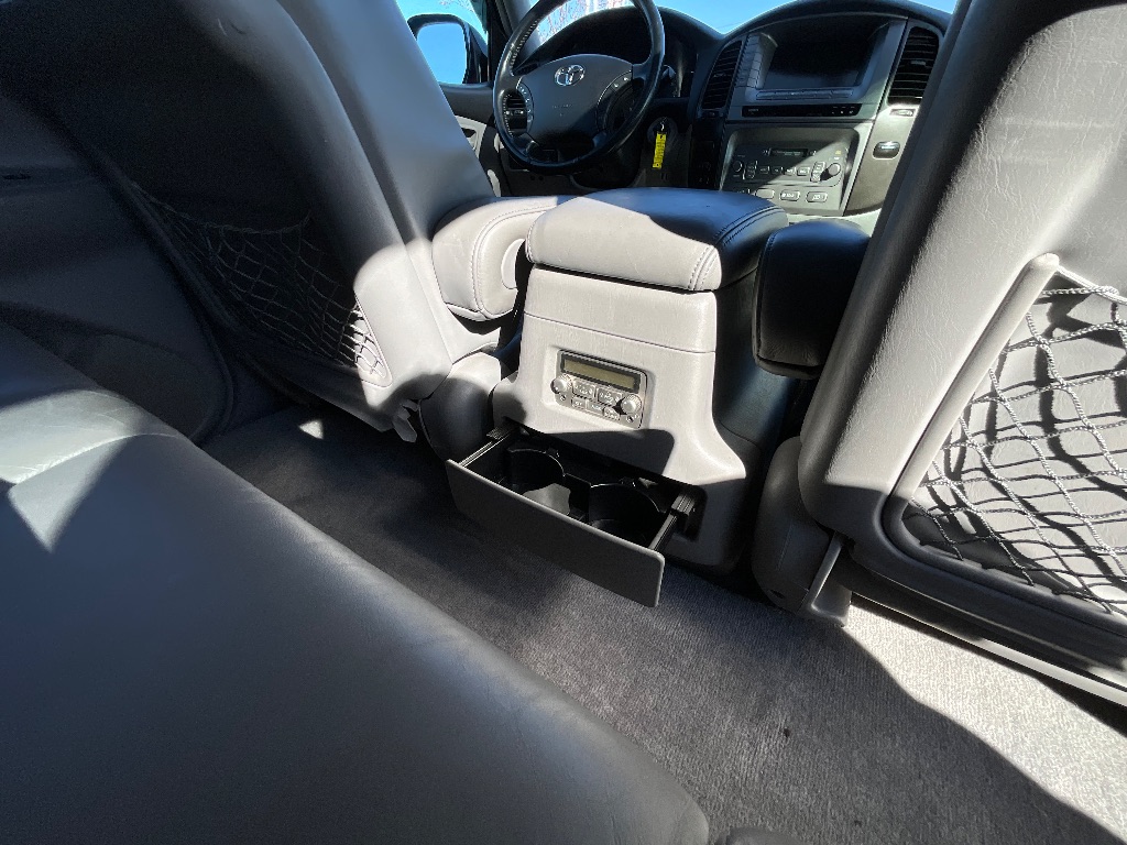 2006 Toyota Land Cruiser - $32,950