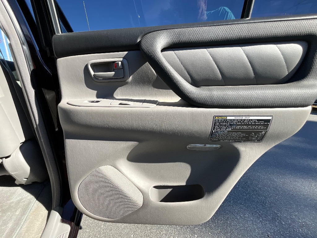 2006 Toyota Land Cruiser - $32,950