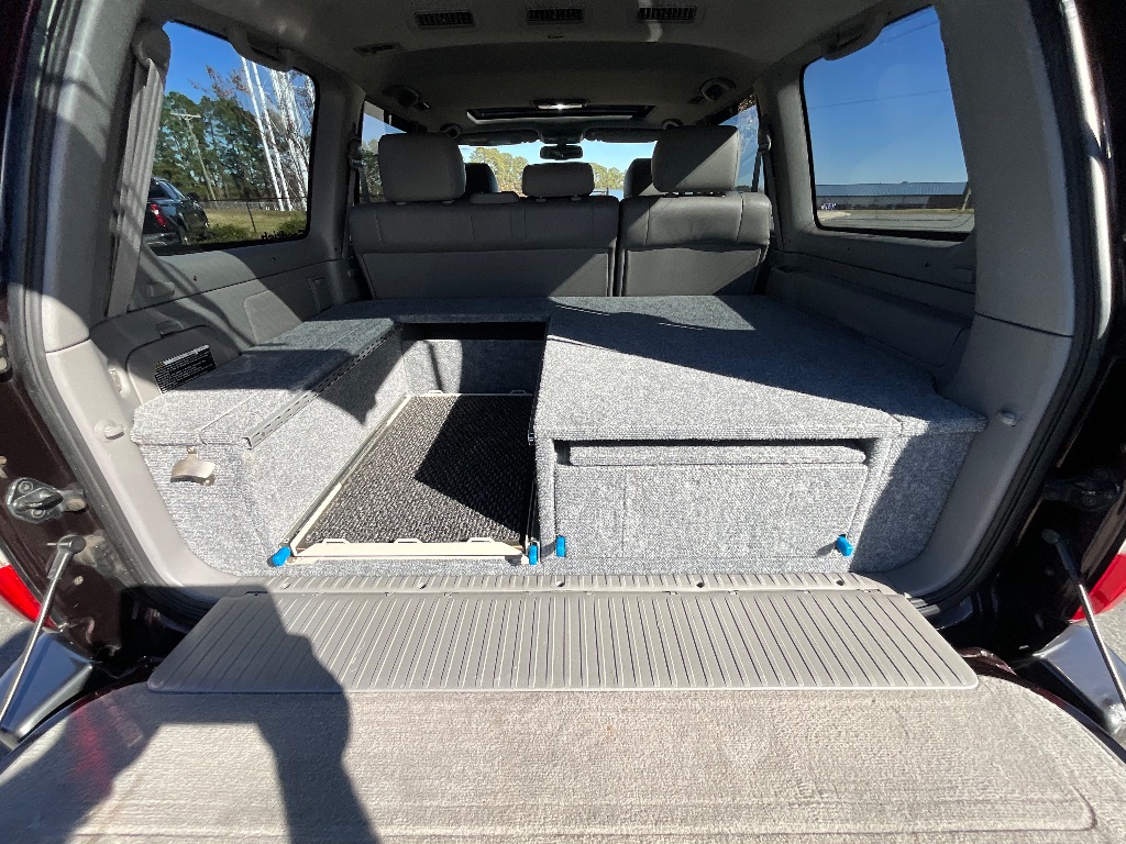 2006 Toyota Land Cruiser - $32,950