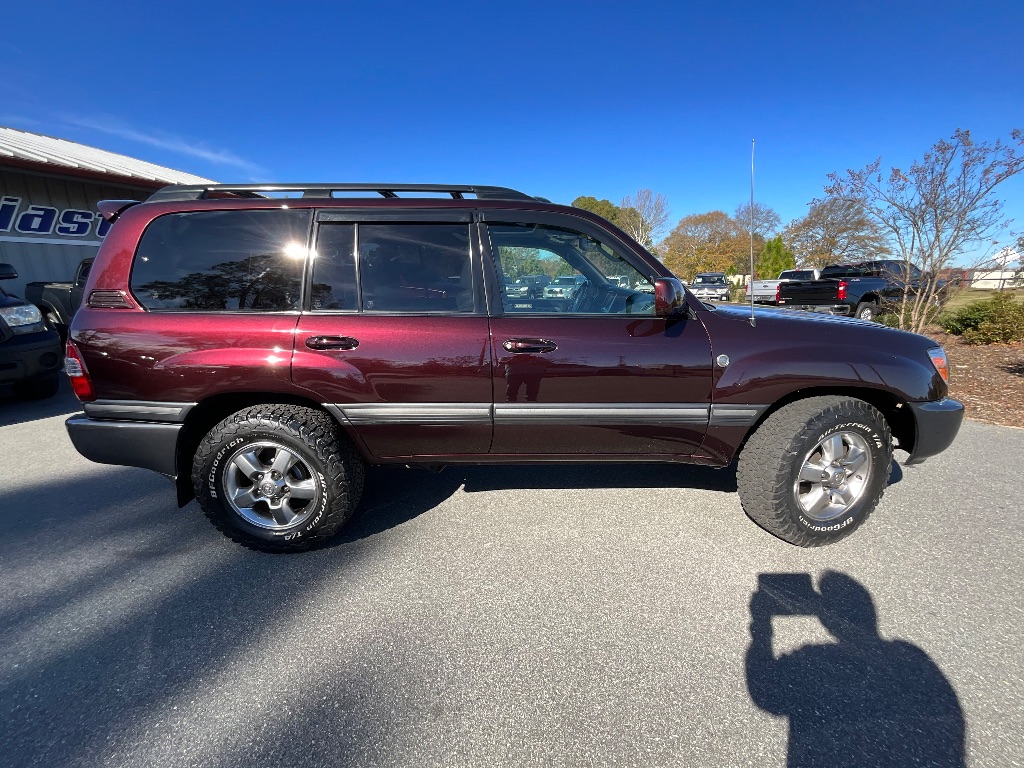 2006 Toyota Land Cruiser - $32,950