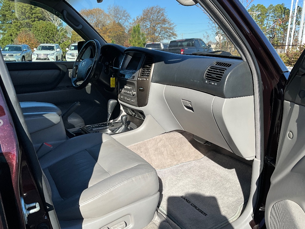 2006 Toyota Land Cruiser - $32,950
