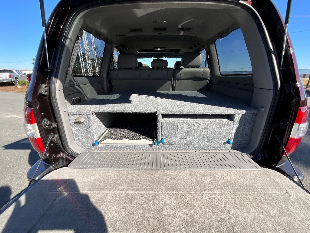 2006 Toyota Land Cruiser - $32,950