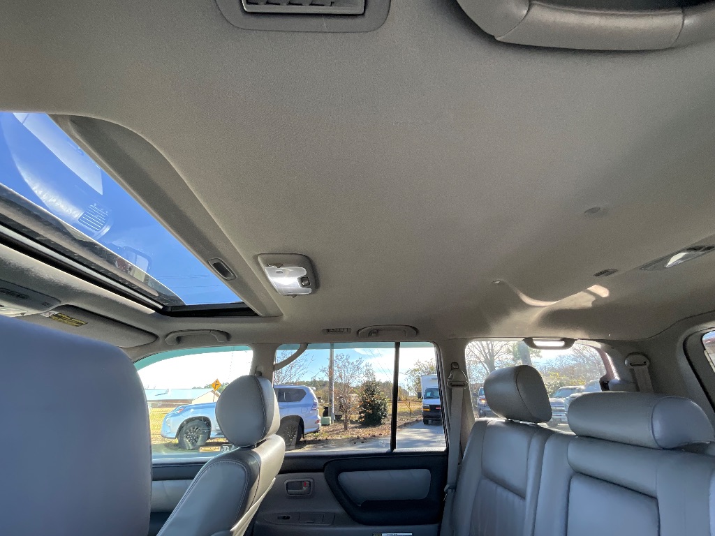 2006 Toyota Land Cruiser - $32,950