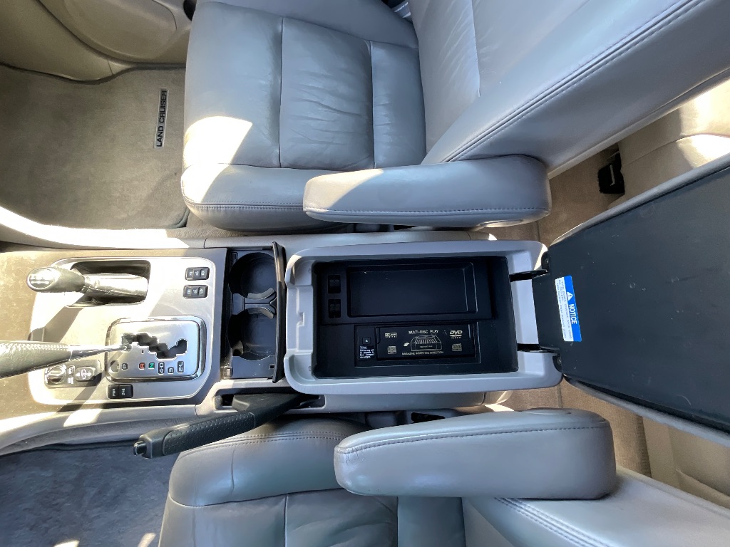 2006 Toyota Land Cruiser - $32,950