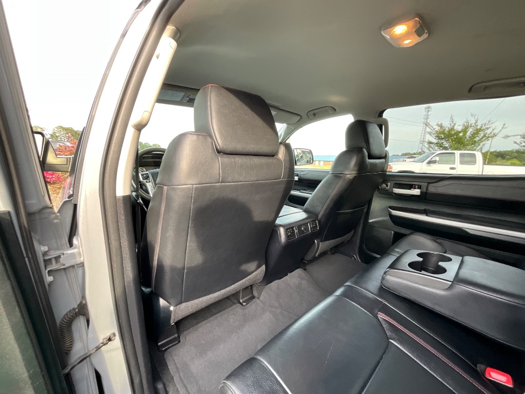 2017 Toyota Tundra - $31,950