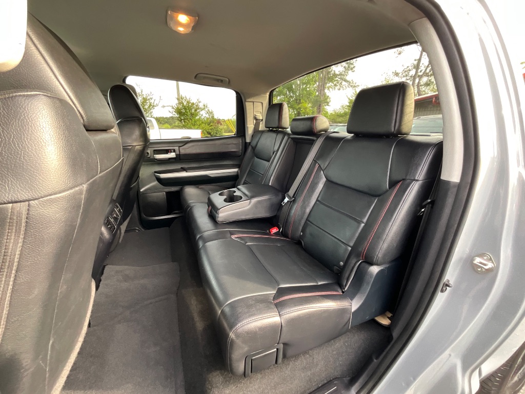2017 Toyota Tundra - $31,950