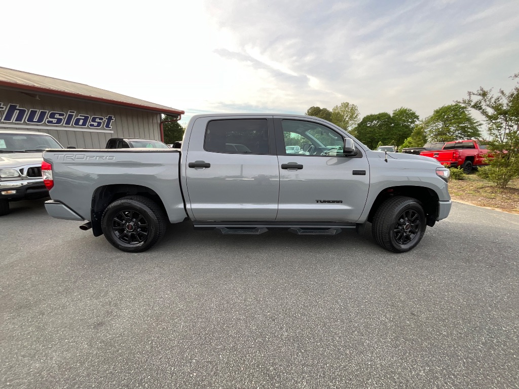 2017 Toyota Tundra - $31,950