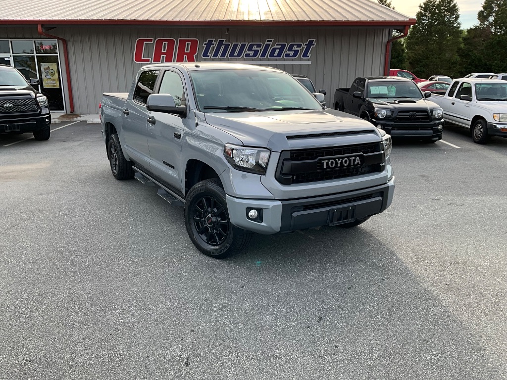 2017 Toyota Tundra - $31,950