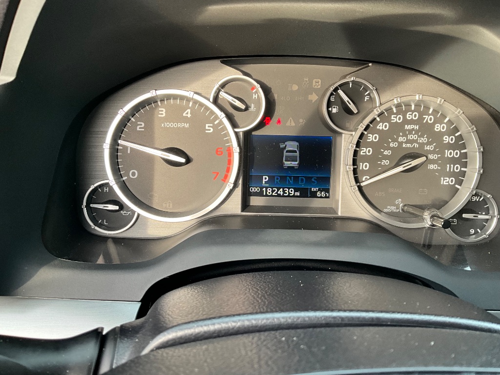 2017 Toyota Tundra - $31,950