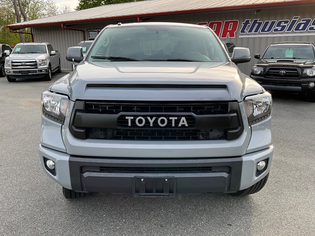 2017 Toyota Tundra - $31,950