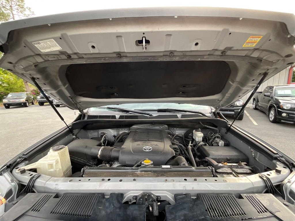 2017 Toyota Tundra - $31,950