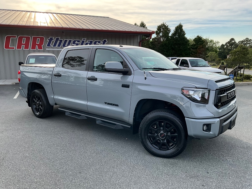 2017 Toyota Tundra - $31,950