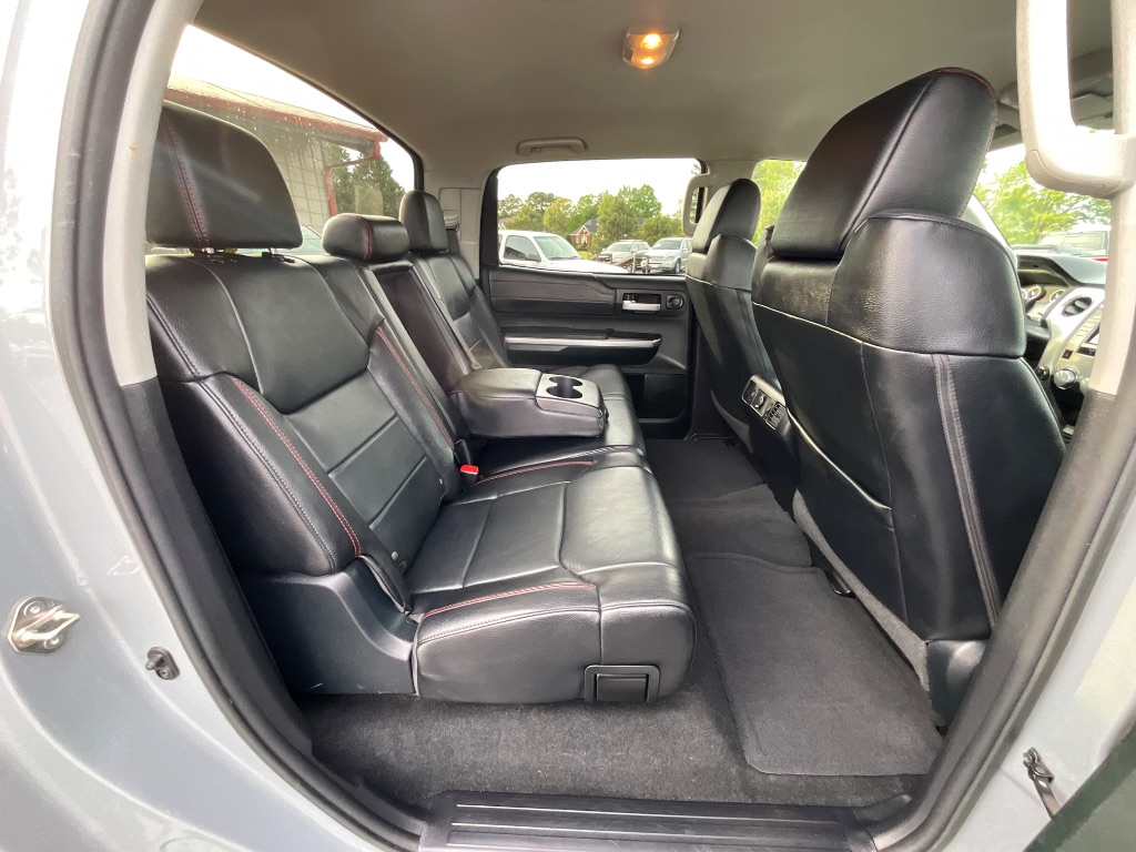 2017 Toyota Tundra - $31,950