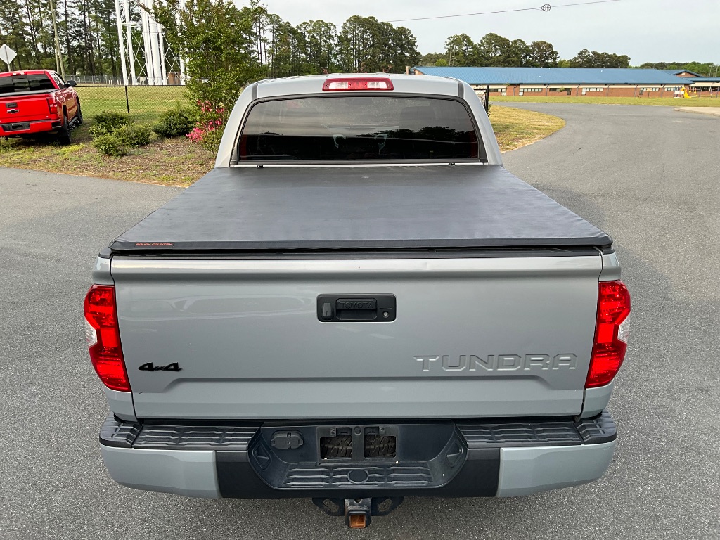 2017 Toyota Tundra - $31,950
