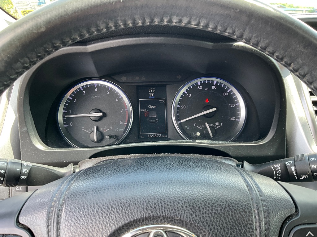 2015 Toyota Highlander - $14,950
