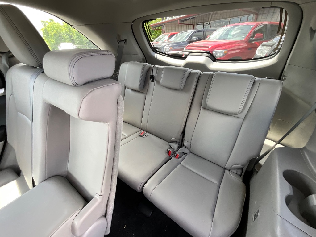 2015 Toyota Highlander - $14,950