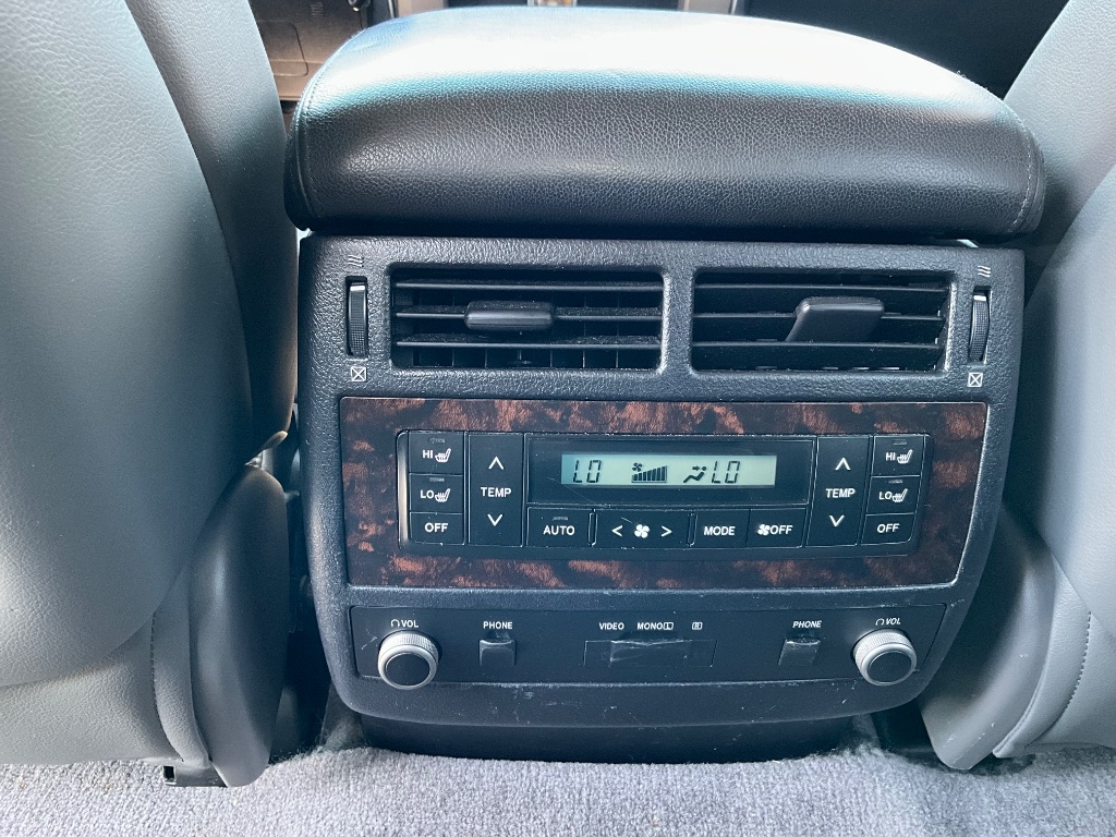 2009 Toyota Land Cruiser - $24,950