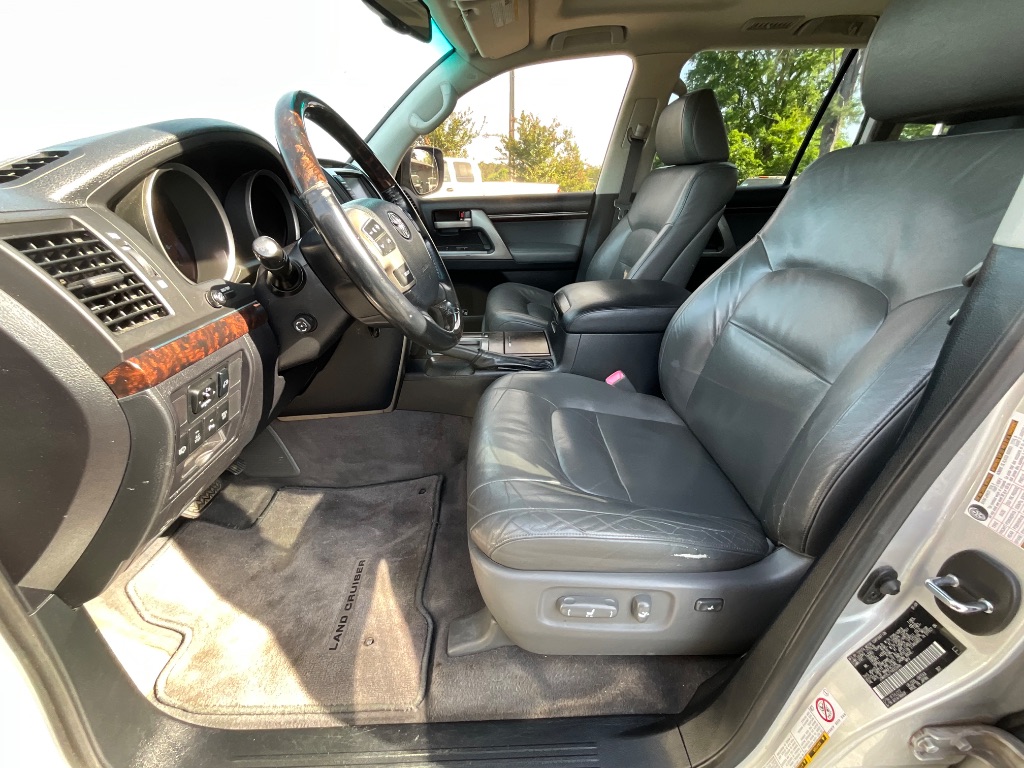 2009 Toyota Land Cruiser - $24,950