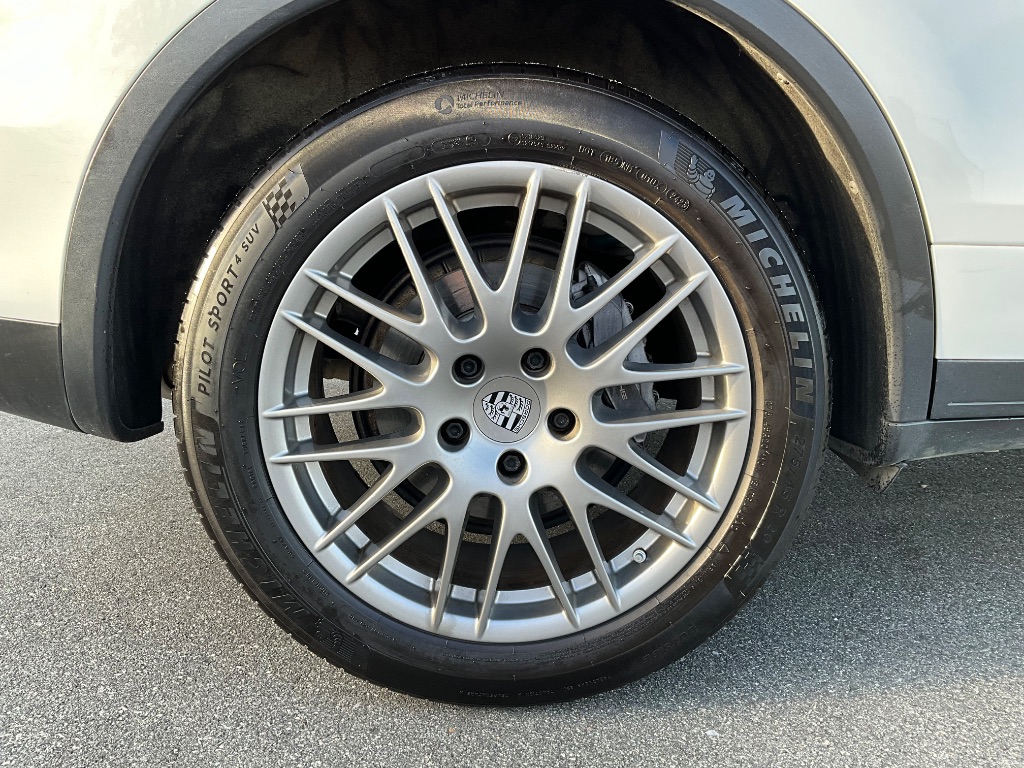 2013 Porsche Cayenne - $29,950