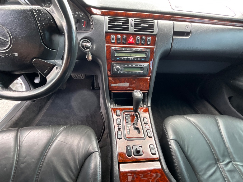 1999 Mercedes-Benz E-Class - $18,950