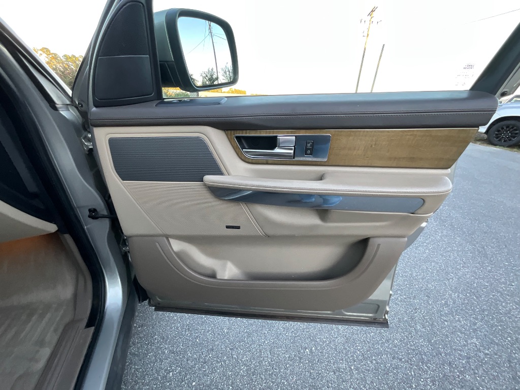 2012 Land Rover Range Rover Sport - $7,950
