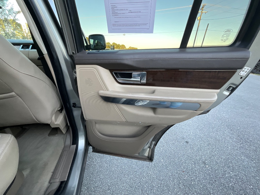 2012 Land Rover Range Rover Sport - $7,950