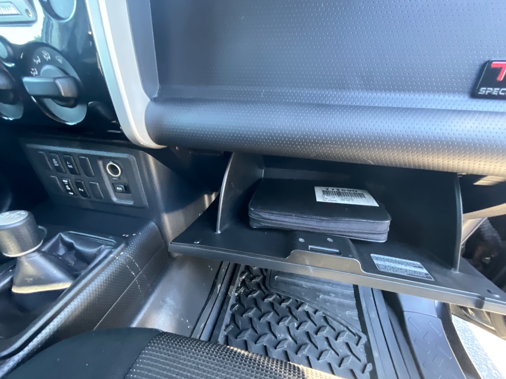 2007 Toyota FJ Cruiser - $21,950