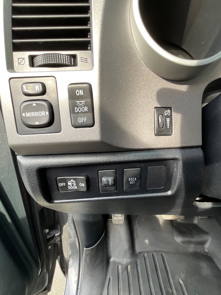 2012 Toyota Tundra Grade photo