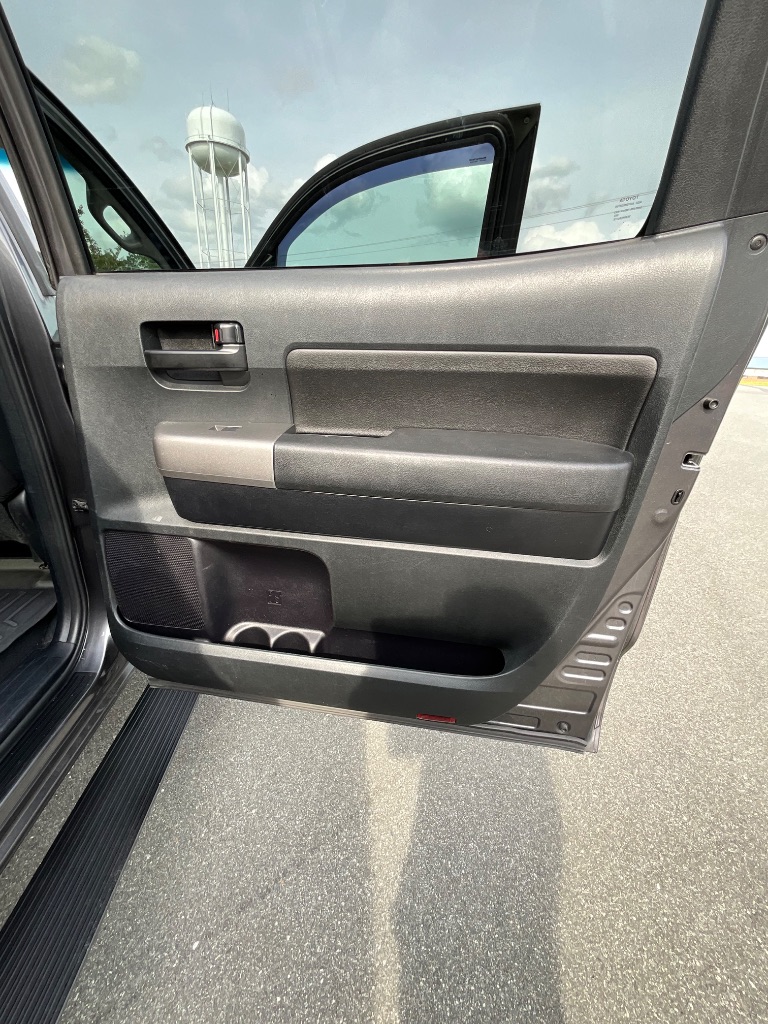 2012 Toyota Tundra Grade photo