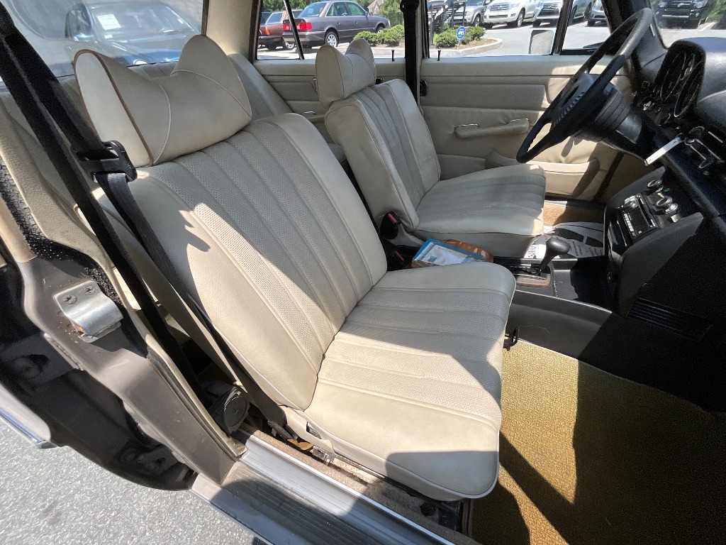 1973 MERCEDES-BEN 220D